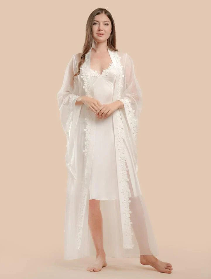 2 Pcs Lace &amp; Satin Nightdress With Tulle And Lace Robe - Off White